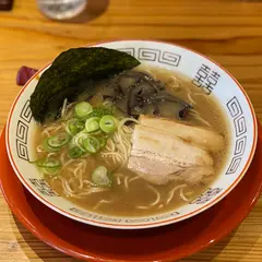 博多豚骨ラーメン酒場浜ちゃん