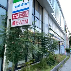 ファミリーマートマルハン新世界店