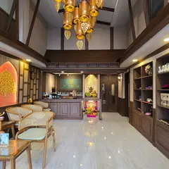 Siam Serene Surawong Massage
