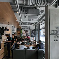 THE COFFEE CLUB - Beach Point Phuket