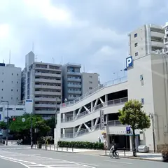 上六パーキング