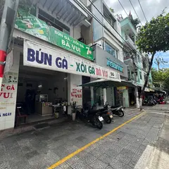 Xôi, Bún măng gà bà Vui
