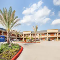 Baymont by Wyndham Houston Hobby Airport