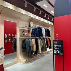수프라 명동 플래그십 스토어 (SUPRA MYEONGDONG FLAGSHIP STORE)