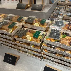 くろべん 広島駅店