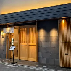 柳橋さんりょう