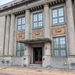 ごうぎんカラコロ美術館