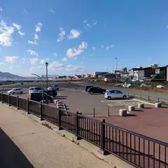 函館湯川漁港交流広場 駐車場