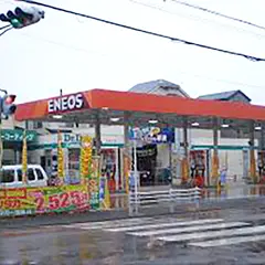 ニコニコレンタカー柏富里店