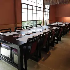 とみ山