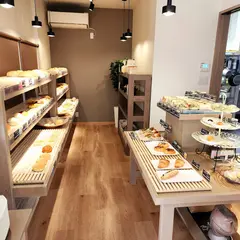 焼きたてパン工房 un fil