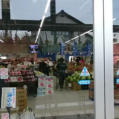 （有）岡田商店