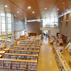 ひかわ図書館