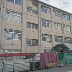 岸和田市立山滝中学校