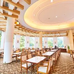 オークラアカデミアパークホテル 洋食レストラン「カメリア」