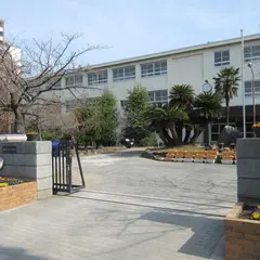 貝塚市立第一中学校