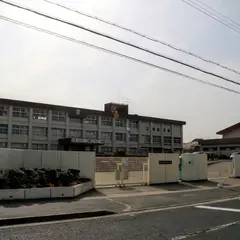 香芝市立香芝東中学校