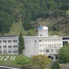 御所市立葛小中学校