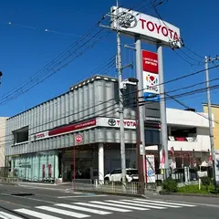 トヨタカローラ新大阪 摂津千里丘店