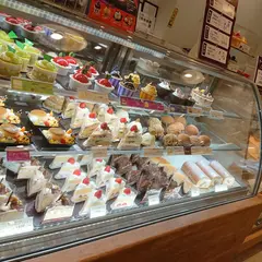 シャトレーゼ ＬＡＢＩ１高崎店