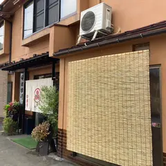 群鶴亭