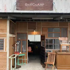 BERGKAMP（ベルカンプ）