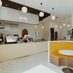 grin : Specialty Chocolate Cafe