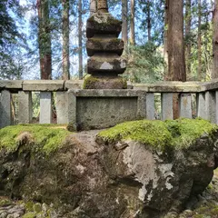楠木正成公墓塔