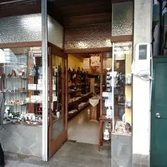 岩野陶器店