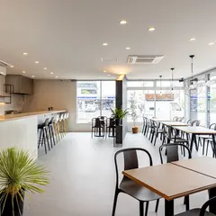 Arv (アーヴ) Cafe & Bar