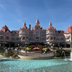 Disneyland Hotel