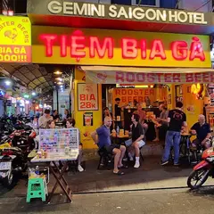 Tiệm Bia Gà - Rooster Beers Taproom