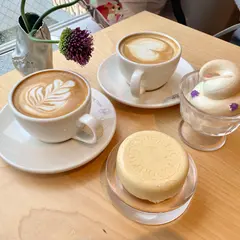 NONFICTION Café