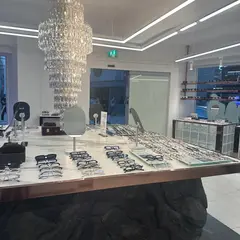 알로 압구정점 ALO Eyewear Apgujeong Store