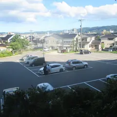 花嫁のれん館駐車場