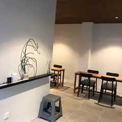 COFFEE SHOP ADZE