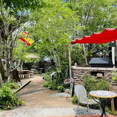 Broad tree cafe