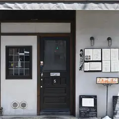 サクラ伊食堂
