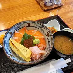 黄金の湯 松代荘 レストラン皆神（ランチ営業）