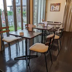 cafe＆bistro SAKURAYA（カフェアンドビストロ サクラヤ）