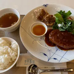 奈良国立博物館