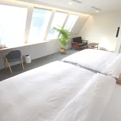 Hotel attic 囍閲文旅