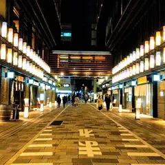 COREDO室町 仲通り