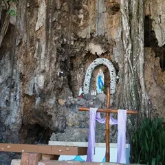 Our Lady of Lourdes Shrine（聖母マリア像）