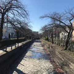 曳舟川親水公園