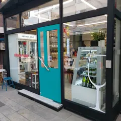 치즈비노 와인샵 [CHEESEVINO WINE SHOP]