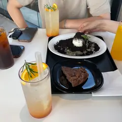Saemool 카페