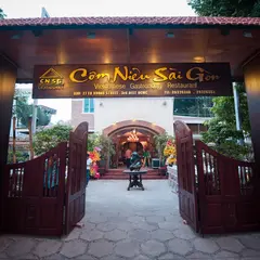 Cơm Niêu Sài Gòn