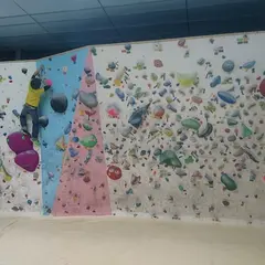 クライミングジム クオーレ