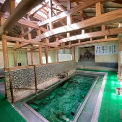 寒の地獄温泉